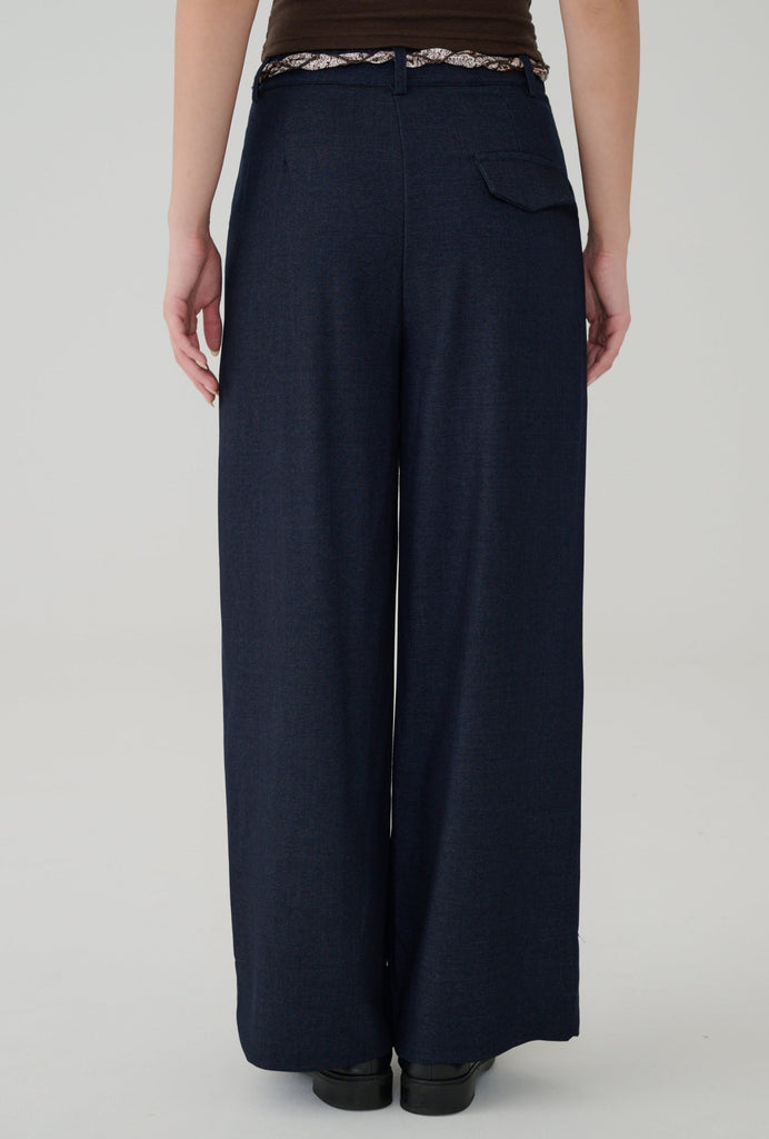 Enroute elastic waist pants in navy blue