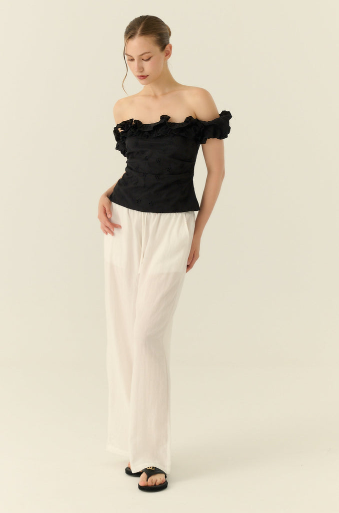 Summerwood off shoulde cotton top in black