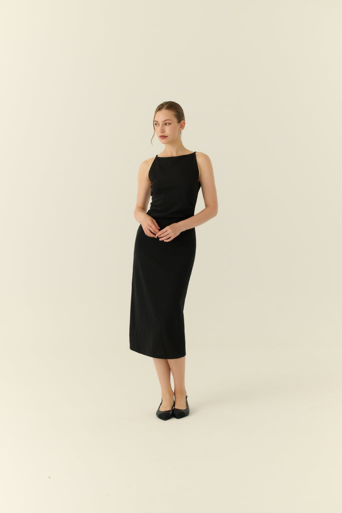Café de minuit midi dress in black