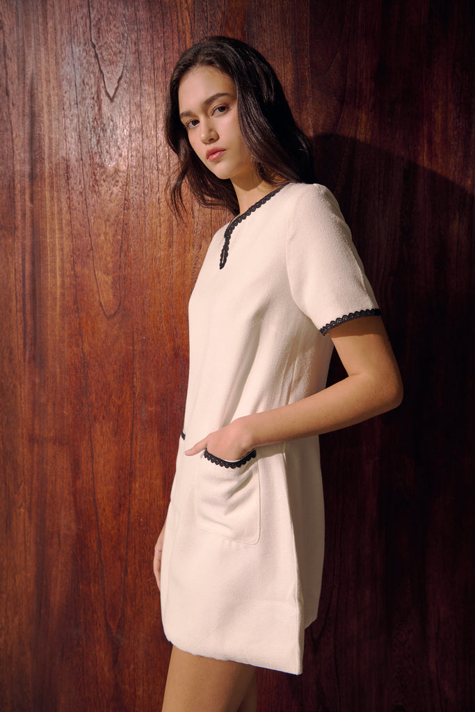 Gracie V neck tweed dress in white