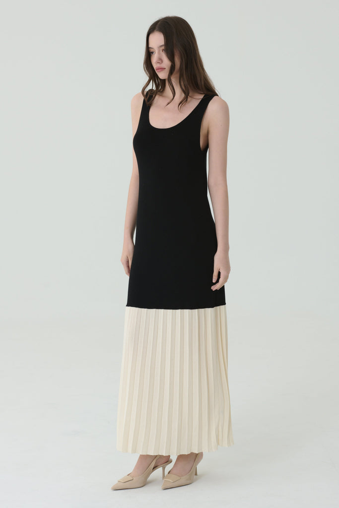 Stacey contrasting colors knit dress