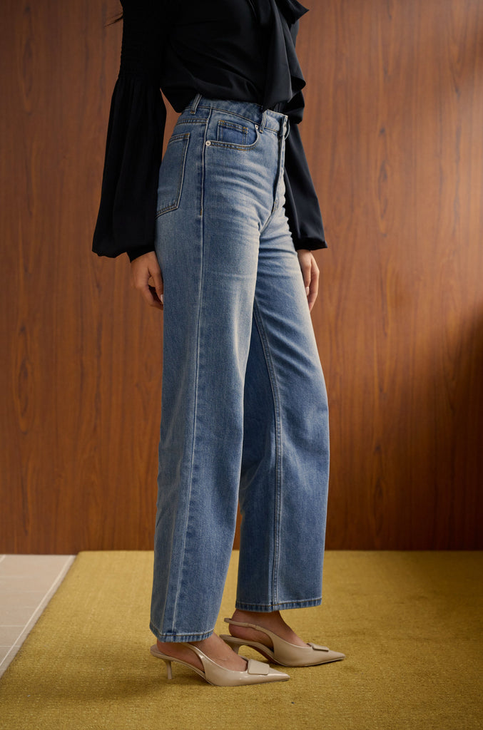 Carol flared 100% cotton jeans