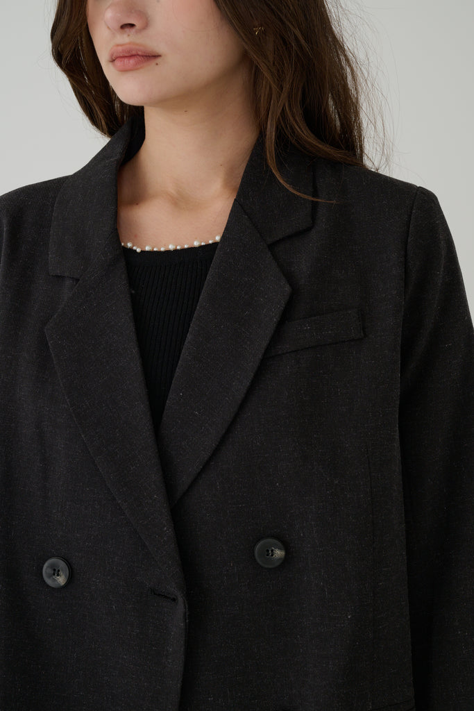 Soft power blazer in Black