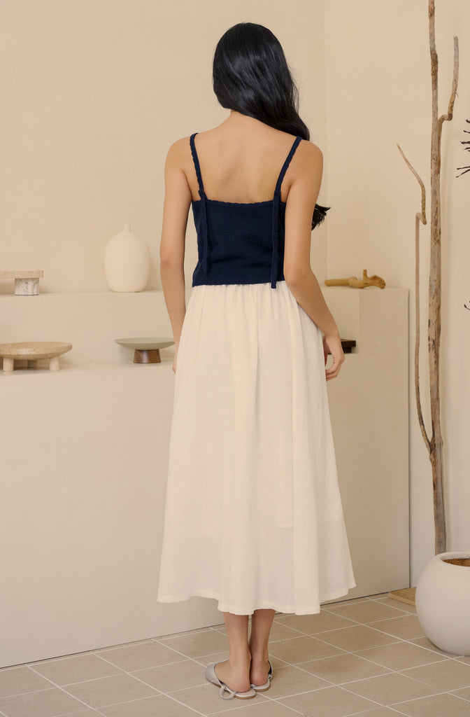 Layering knit vest in navy