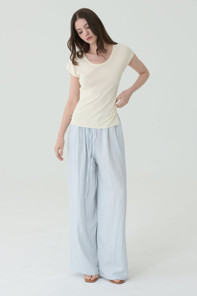 Chilling soda pants in light blue