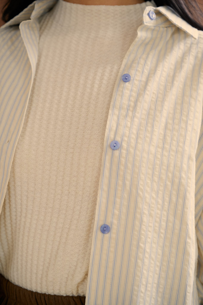 Her everyday stripes shirt in beige