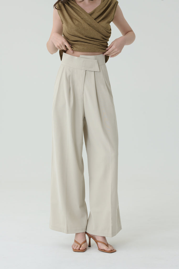 Twist hem pants in Grey