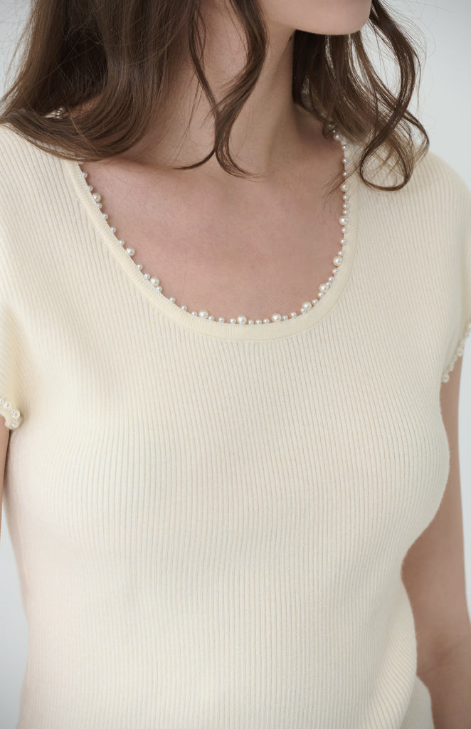 Trim knit top (pearl sleeves)