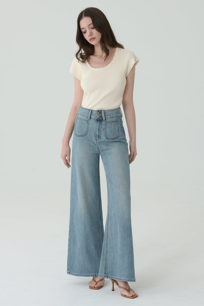 Twin pocket flared jeans