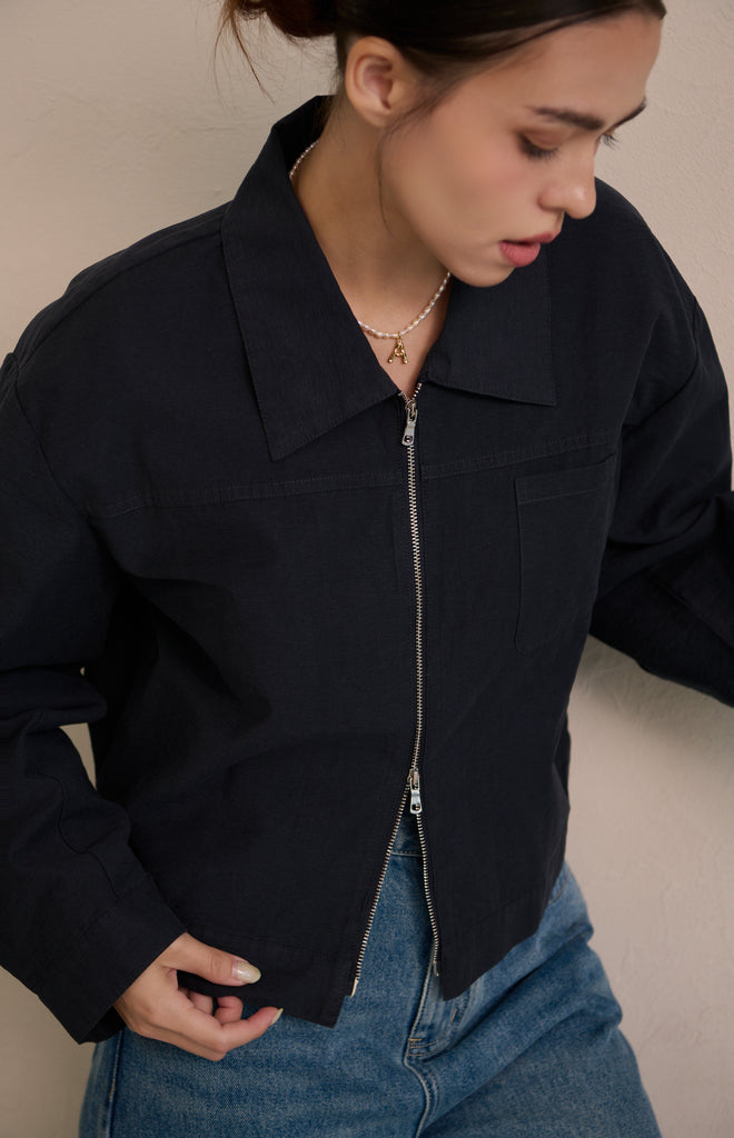 ZIP Minimal jacket in navy blue