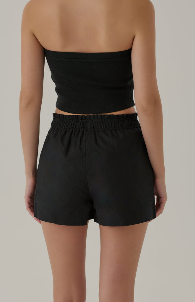 Relax fit linen shorts in black