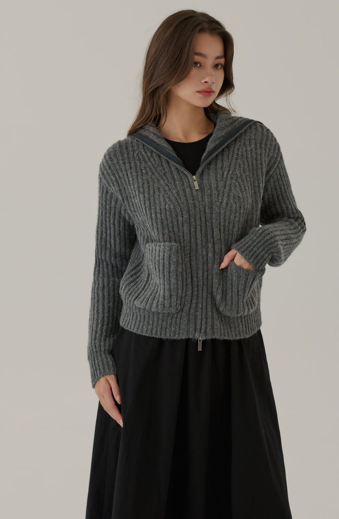 Chilly zip-up knitted jacket in grey