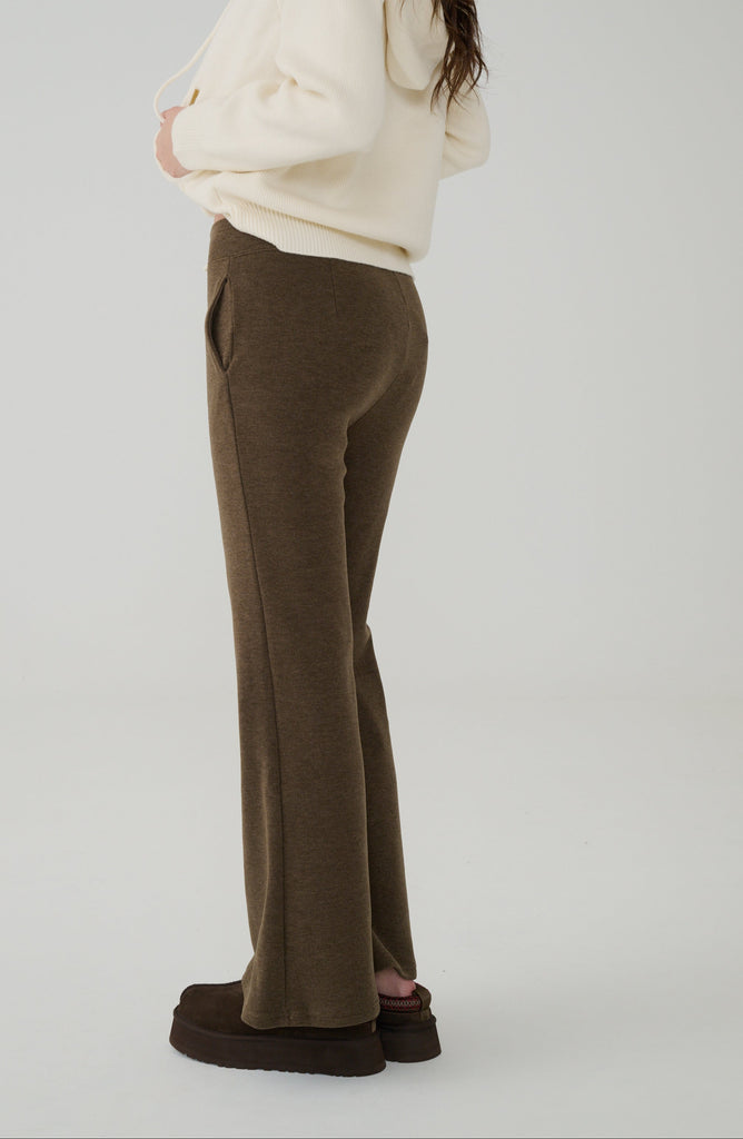 Wool blend flared pants in Green