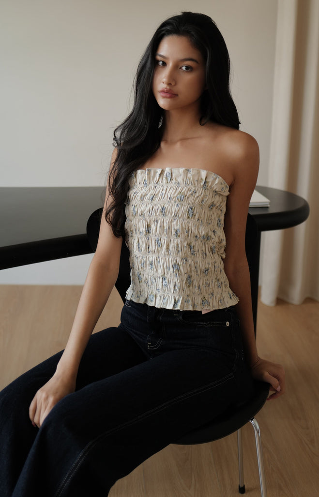 Floral print elastic top in floral