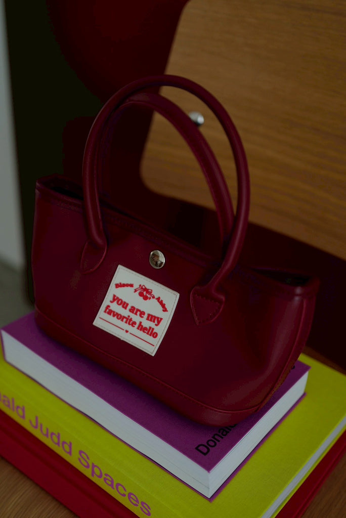 You are my favorite hello真皮手提小包- 發財紅