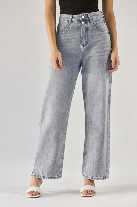 Game changing high waisted jeans