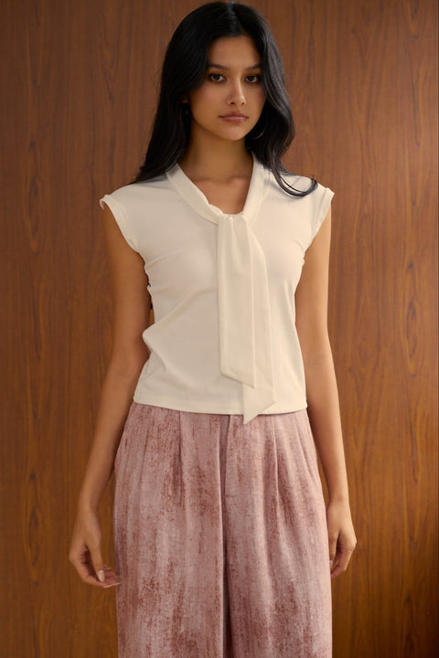 Front knot elastic top