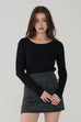 Pearl-Collar Knit Top Long Sleeves in Black