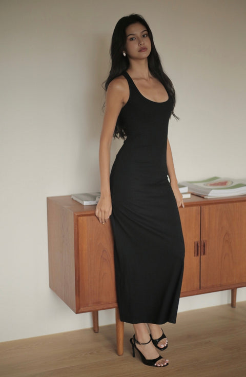 Twist back midi dress in black